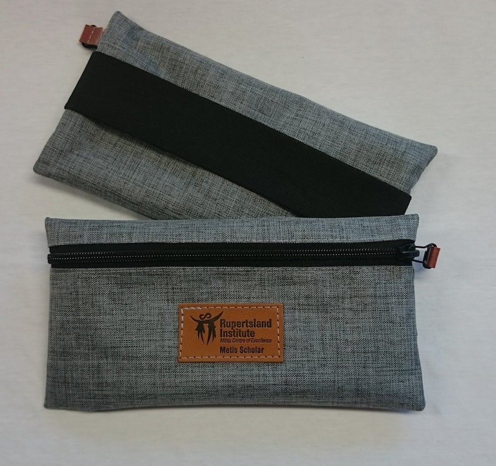 Heathered 8 1/4" x 4" zippered pencil case with elastic